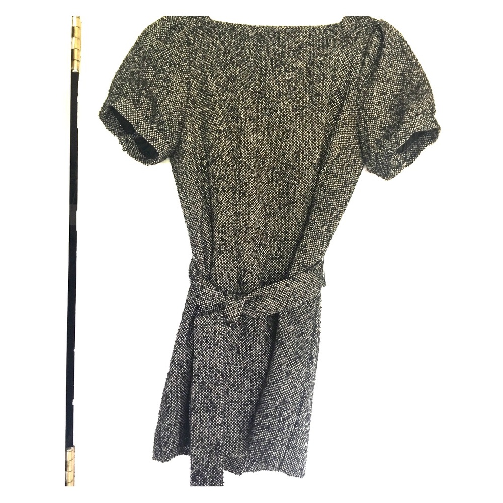 Super cute top for leggings!